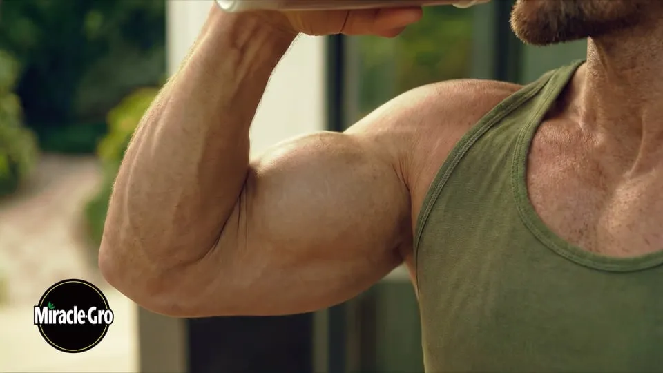 Miracle-Gro — Bodybuilder, 15 s